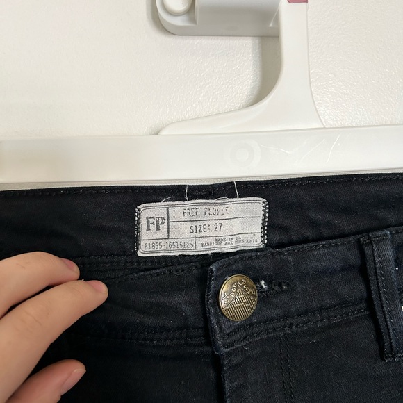 FREE PEOPLE | black denim mid rise fp jeans size 27 NWOT - Picture 4 of 6